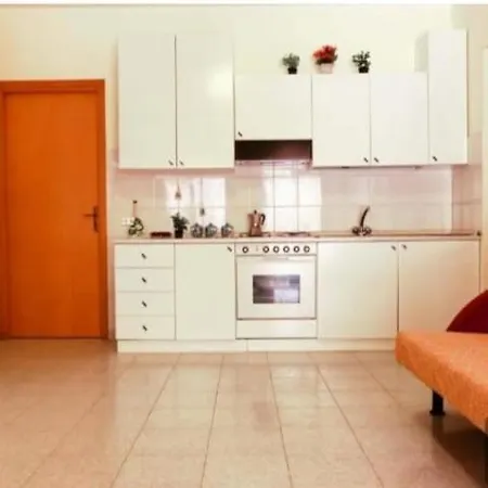 Amici Dell' Etna Giardini-Naxos