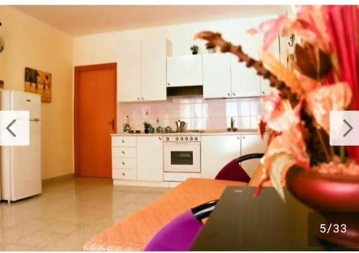 Amici Dell' Etna Apartment Giardini Naxos